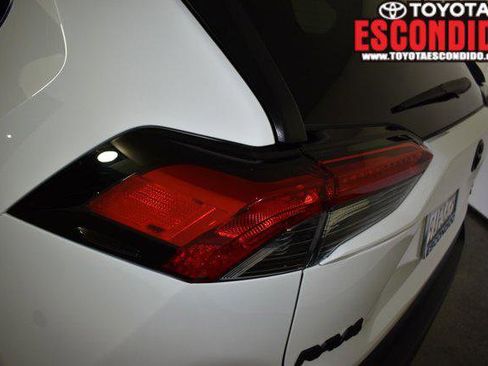 Certified 2022 Toyota RAV4 XLE w/ Convenience Package image 14