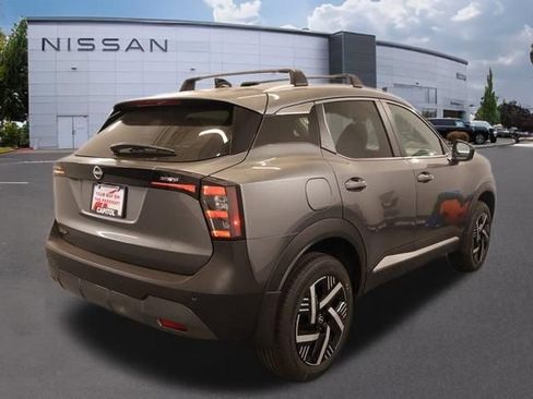 New 2026 Nissan Kicks SV w/ Cold Weather Package FWD image 3