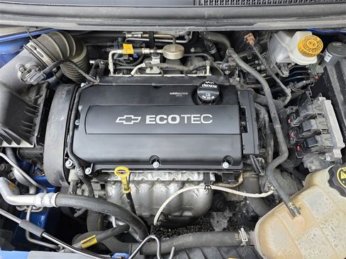 Used 2017 Chevrolet Sonic LS image 10