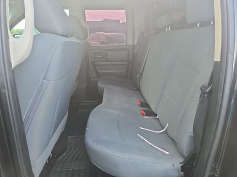 Used 2017 RAM 1500 Express w/ Black Ram 1500 Express Group AWD/4WD image 11