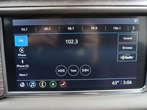 Used 2021 GMC Yukon XL Denali w/ Denali Premium Package AWD/4WD image 28