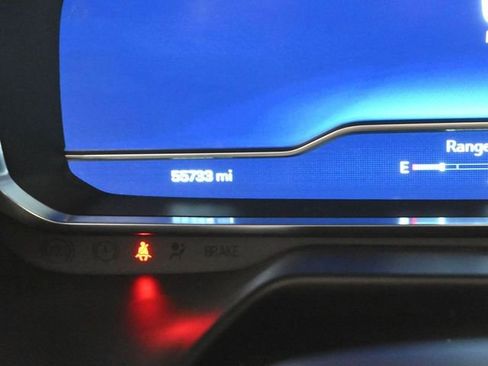 Used 2022 Chevrolet Tahoe Z71 w/ Luxury Package image 16