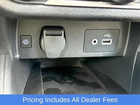 Used 2024 Nissan Versa SV FWD image 15