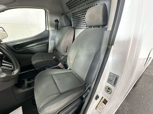 Used 2020 Nissan NV200 SV FWD image 11