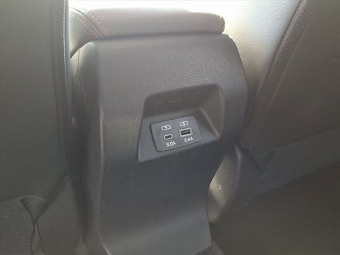 Used 2024 Subaru Crosstrek 2.5i Limited w/ Crosstrek Mirror Package AWD/4WD image 16