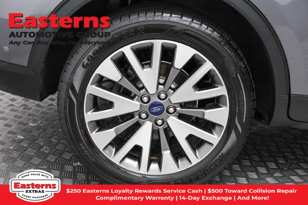 Used 2021 Ford Escape Titanium AWD/4WD image 33