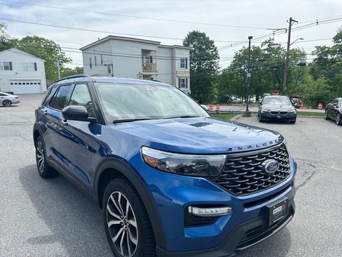 Used 2022 Ford Explorer ST-Line AWD/4WD image 5