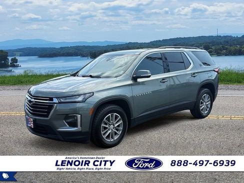 Used 2023 Chevrolet Traverse LT FWD image 7