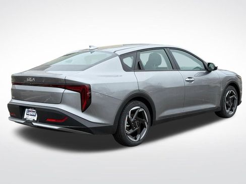 New 2026 Kia K4 EX image 3
