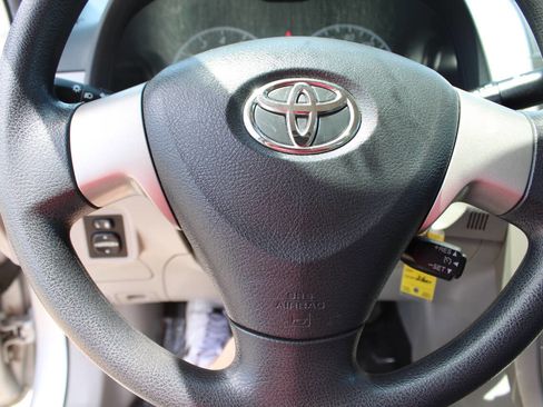 Used 2011 Toyota Corolla LE FWD image 14