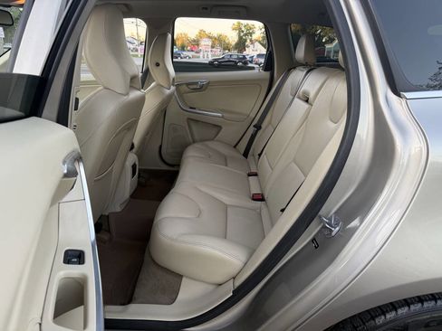 Used 2015 Volvo XC60 T6 image 14