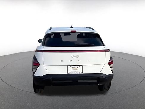 Used 2025 Hyundai Kona SEL AWD/4WD image 9