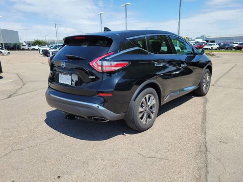 Used 2017 Nissan Murano S w/ Navigation Package AWD/4WD image 5