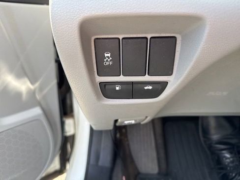 Used 2015 Acura TLX FWD image 13