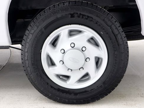 Used 2012 Ford E-350 and Econoline 350 XL w/ Interior Upgrade Pkg image 27