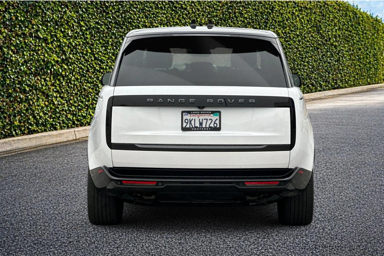 Used 2024 Land Rover Range Rover Long Wheelbase SE AWD/4WD image 5