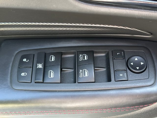 Used 2022 Dodge Durango R/T AWD/4WD image 28