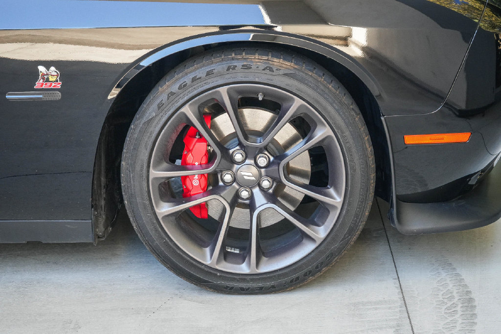 Used 2022 Dodge Challenger R/T Scat Pack RWD image 11