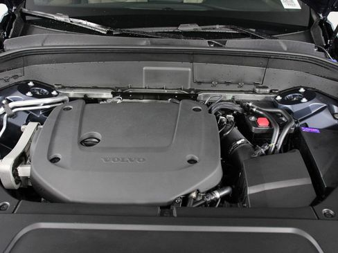 New 2026 Volvo XC90 B6 Plus w/ Protection Package Premier image 12