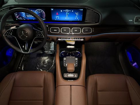 New 2026 Mercedes-Benz GLS 450 4MATIC image 12
