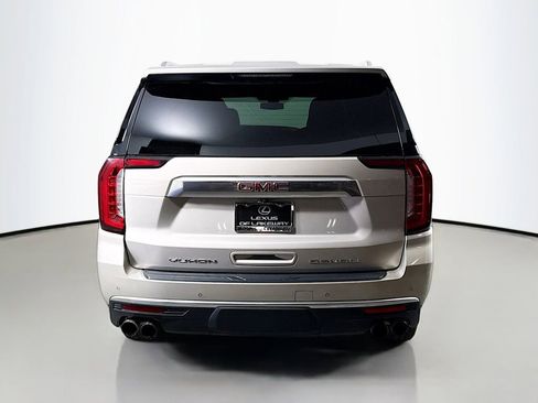 Used 2022 GMC Yukon XL Denali w/ Max Trailering Package AWD/4WD image 6