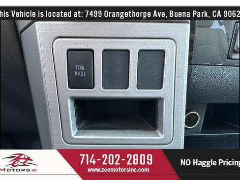 Used 2008 Toyota Sequoia SR5 RWD image 31