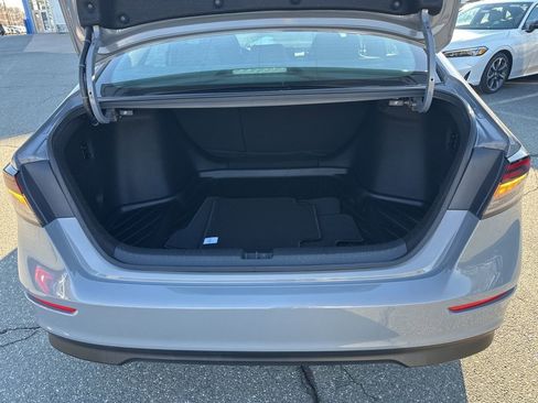 Used 2024 Honda Accord Sport image 24