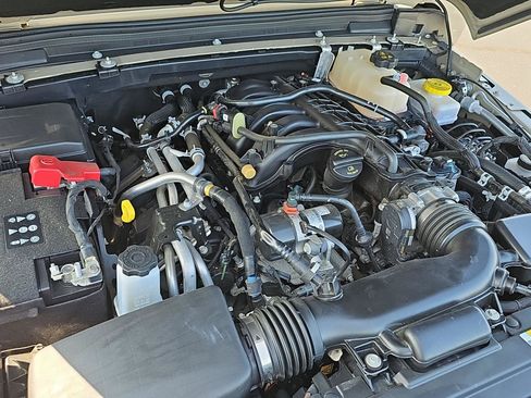 Used 2022 Jeep Wrangler Unlimited Sport AWD/4WD image 33