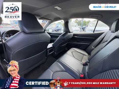 Used 2023 Toyota Camry SE FWD image 15