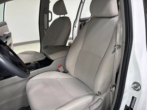 Used 2018 Kia Sedona L FWD image 14