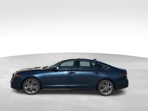Used 2024 Honda Accord EX image 4