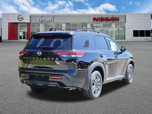 New 2026 Nissan Pathfinder SV w/ Cargo Package FWD image 4