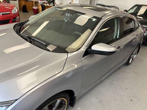 Used 2016 Honda Civic EX image 4