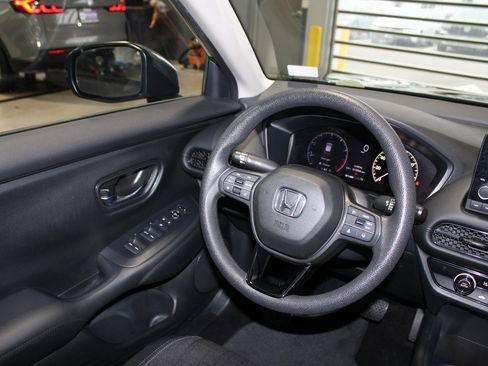 Certified 2023 Honda HR-V LX image 21