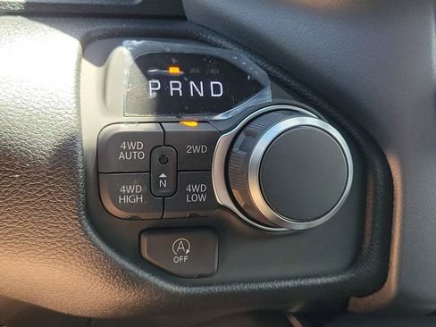 New 2026 RAM 1500 4x4 Crew Cab image 26