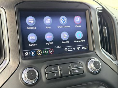 Used 2022 GMC Sierra 2500 AT4 w/ AT4 Premium Plus Package AWD/4WD image 52
