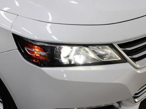Used 2016 Chevrolet Impala LTZ w/ Enhanced Convenience Package FWD image 28