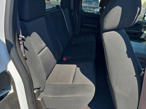 Used 2013 GMC Sierra 2500 SLE w/ SLE Preferred Package image 11