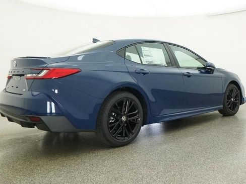 New 2026 Toyota Camry SE image 21