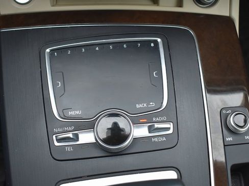 Used 2019 Audi Q5 2.0T Premium Plus w/ Premium Plus Package image 29