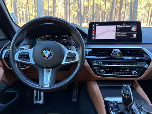 Certified 2023 BMW 540i w/ M Sport Package image 3