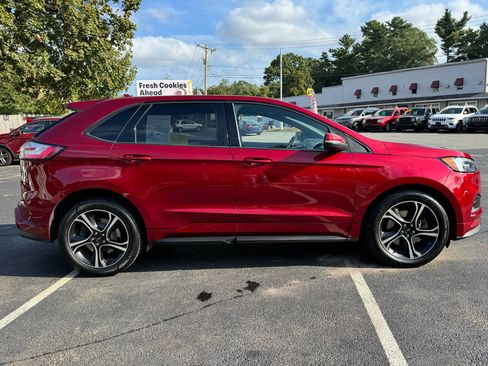 Used 2019 Ford Edge ST w/ Convenience Package image 10