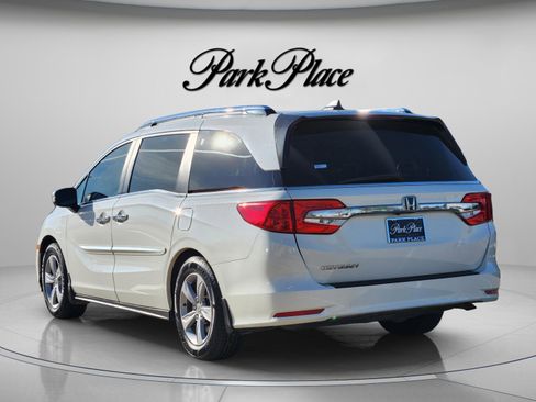 Used 2018 Honda Odyssey EX-L image 3