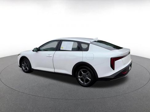 Used 2025 Kia K4 FWD image 10