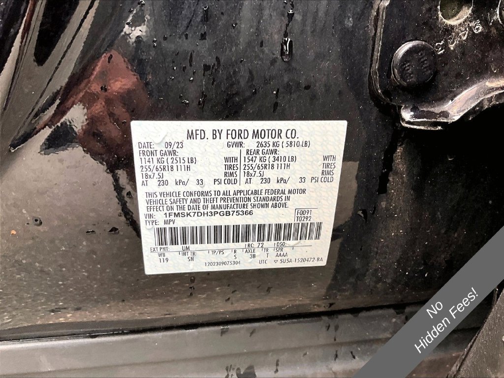 Used 2023 Ford Explorer XLT w/ Equipment Group 202A RWD image 29