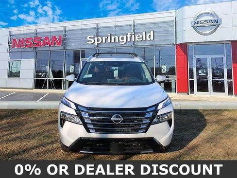 New 2026 Nissan Rogue Platinum w/ Platinum Premium Package image 2