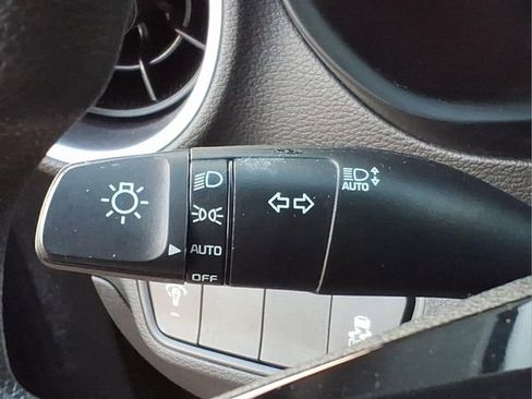 Used 2023 Kia Forte LXS image 25