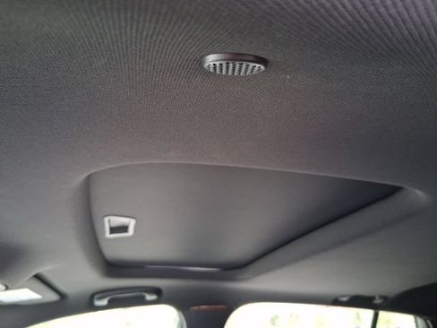 Used 2025 Buick Envista Sport Touring w/ Experience Buick Package FWD image 18