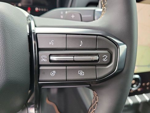 New 2026 GMC Terrain AT4 w/ Convenience Package III image 22