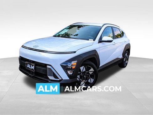 Used 2025 Hyundai Kona SEL FWD image 1